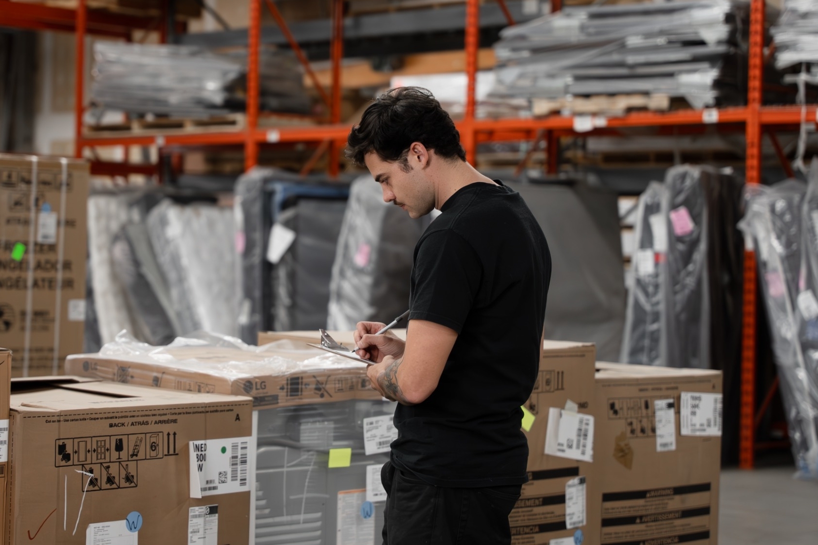 Commercial Warehousing, Distribution, and Third-Party Logistics (3PL), RT Logistix Ltd, Winnipeg, Manitoba